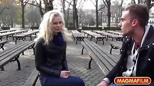 Hot MILF tertarik dengan anak perempuan kawan cikgu lucah yang cantik
