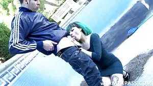 BF curang cerita cikgu sex meletakkan Feet & Dong naik MILF's Cooter!