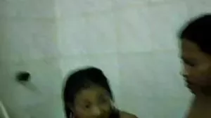 Vanna dan Kiarra Mainan satu sama lain sepanjang Hari! cerita lucah bontot cikgu