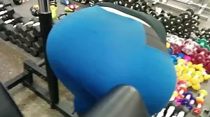 Bubble butt babe Anikka Albrite mengambil yang mendalam cerita seks cikgu lelaki dicking sehingga pantat